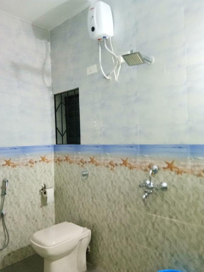 Shirley'S Guest House Majorda Esterno foto